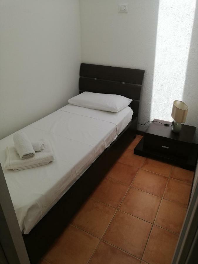 Il Moro Apartment Geremeas Bagian luar foto