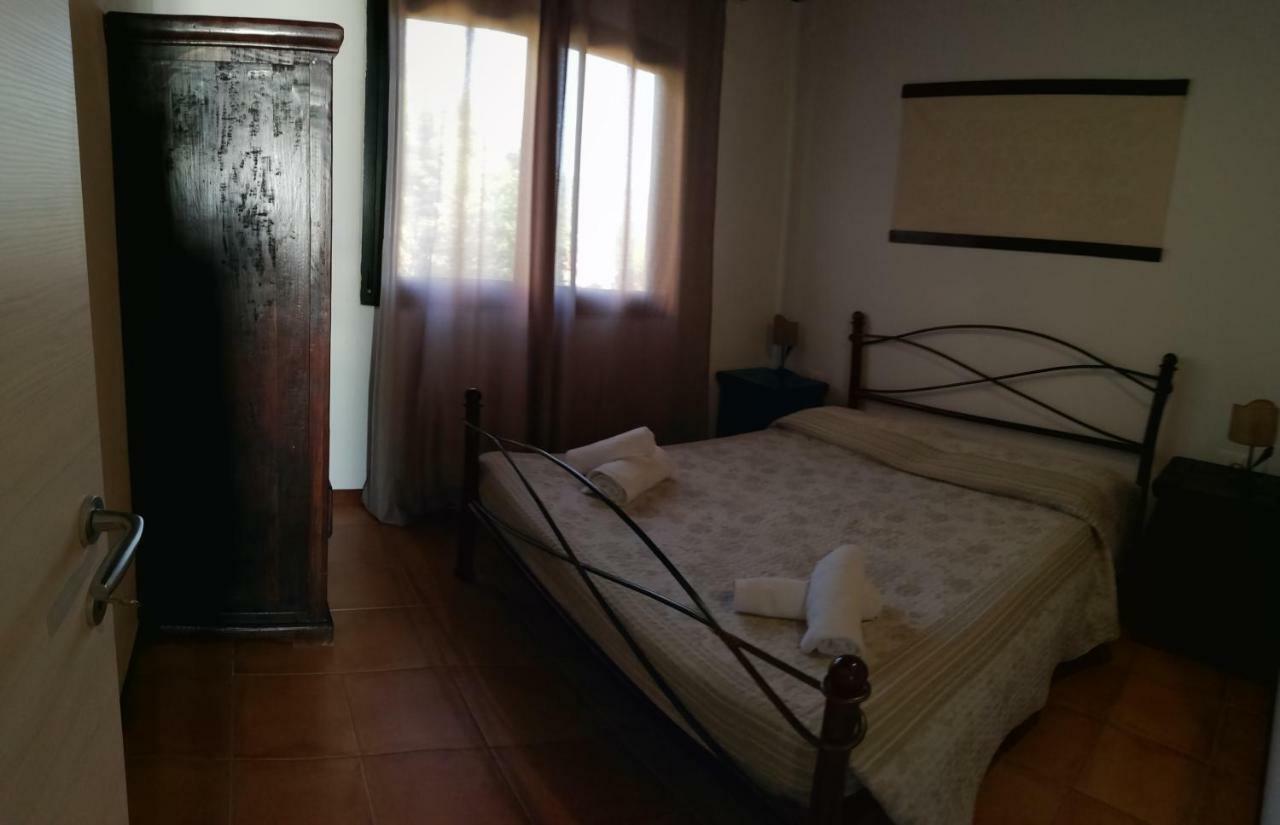 Il Moro Apartment Geremeas Bagian luar foto
