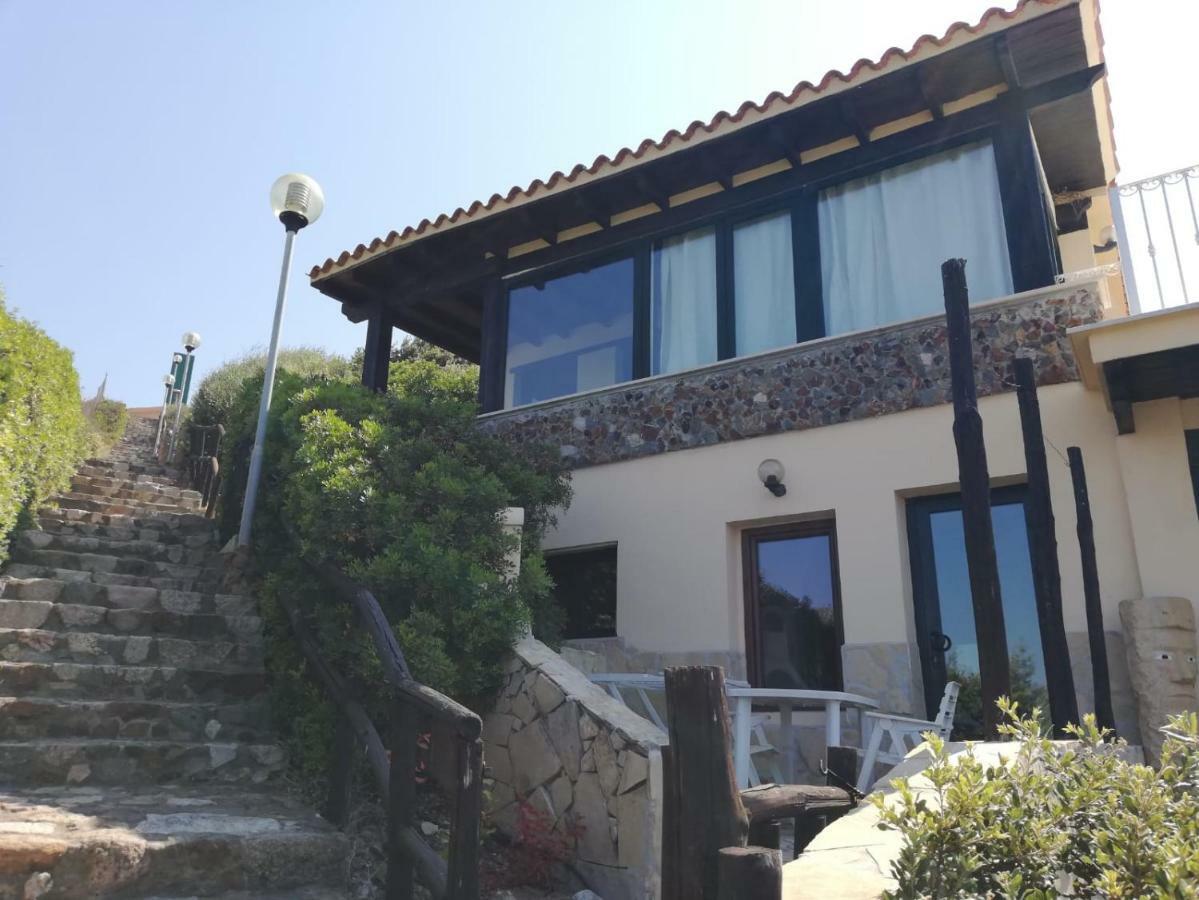 Il Moro Apartment Geremeas Bagian luar foto